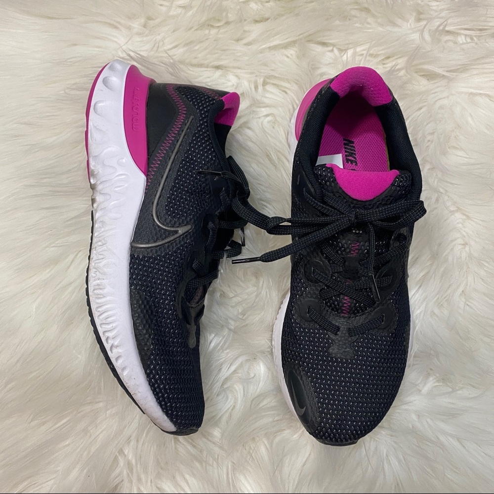 Nike Women’s Black & Pink Renew Running Sneakers